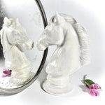 Load image into Gallery viewer, Horse statue