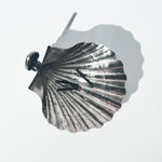 Load image into Gallery viewer, Silver shell dish