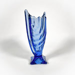 Load image into Gallery viewer, Trophy-shaped vase