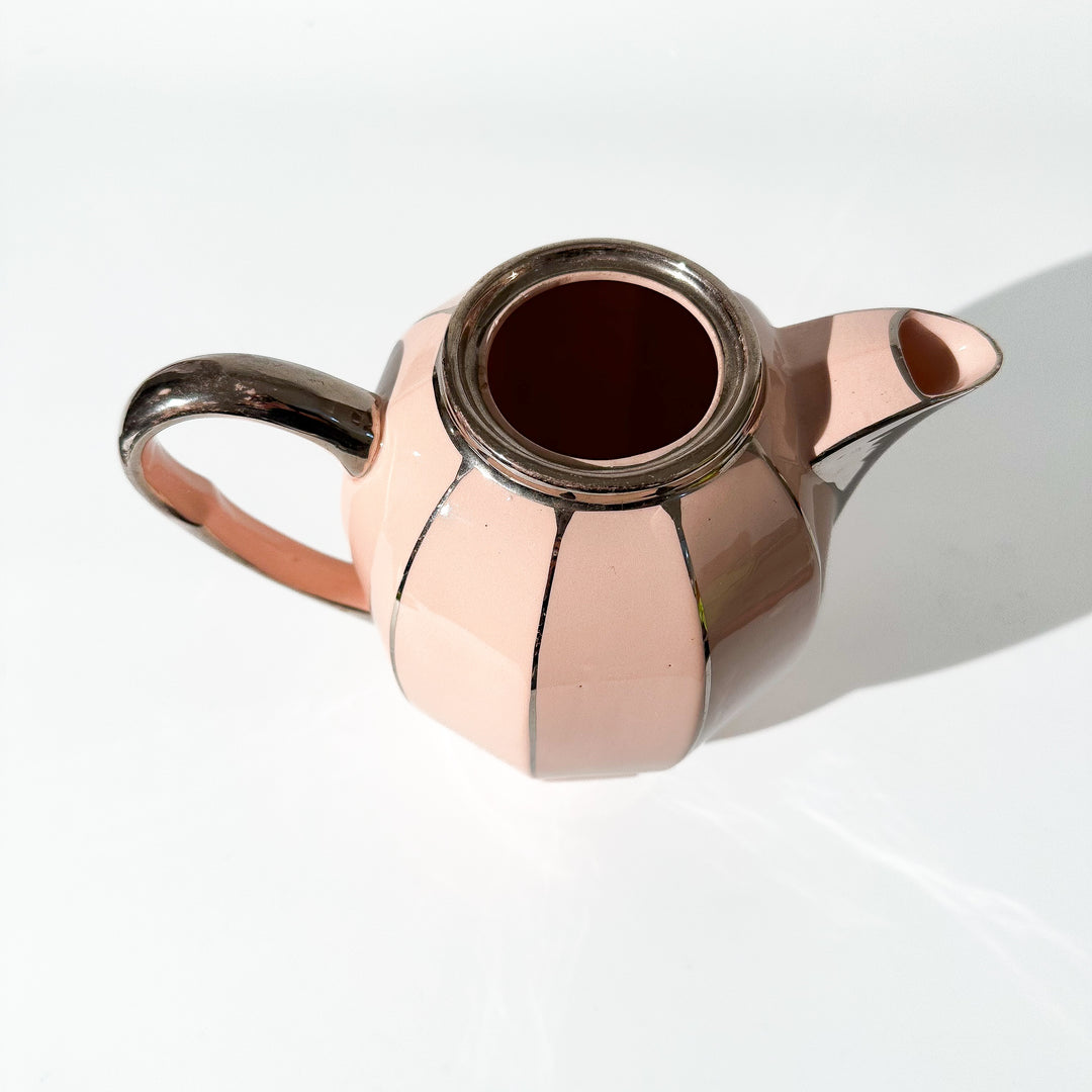 Teapot- vase